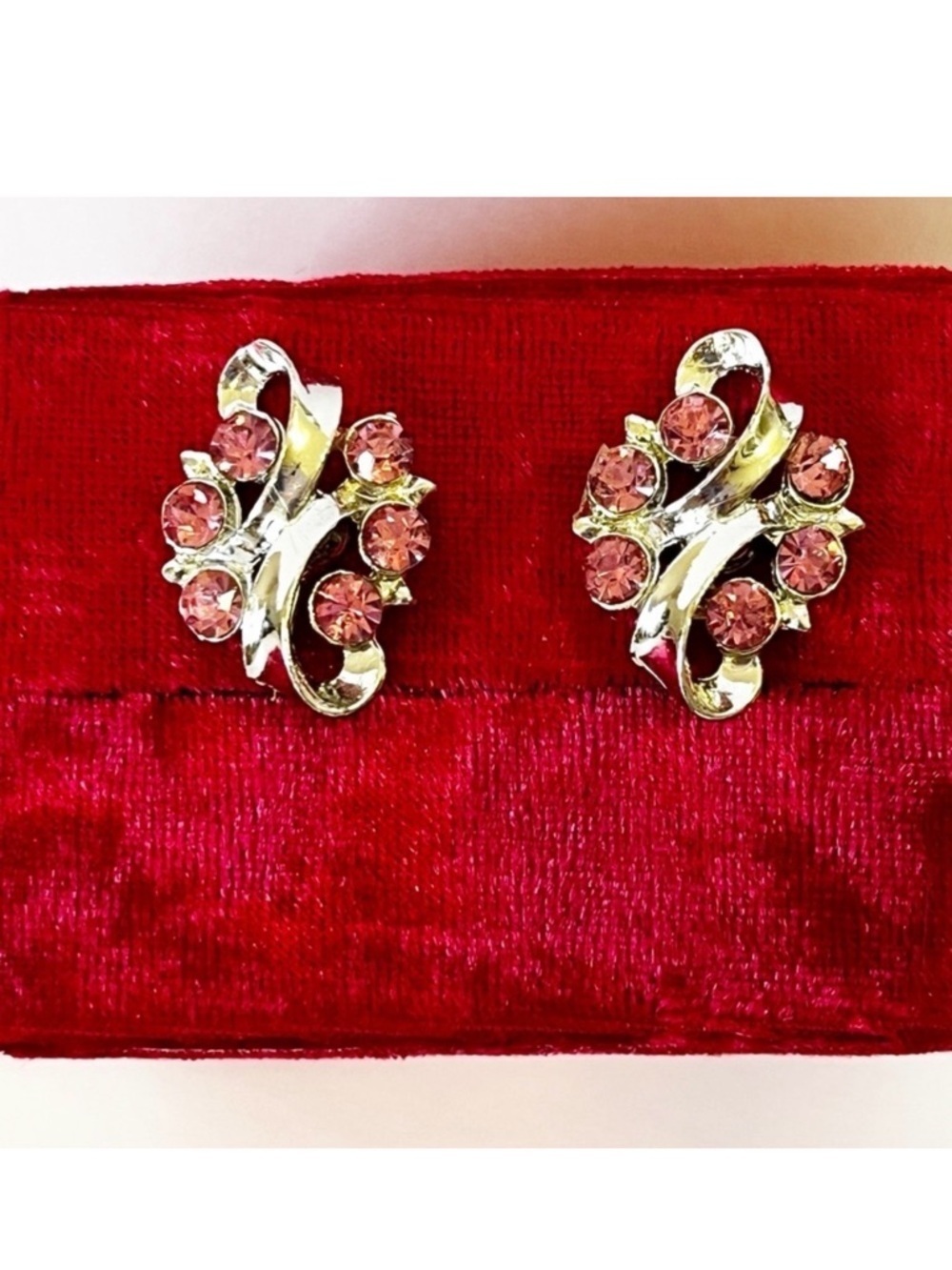 Vintage Pink Rhinestone Earrings Modernist 1950’s MCM Spray Silver Screw Back
